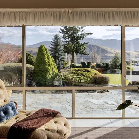 The Shan'S Lodge-2